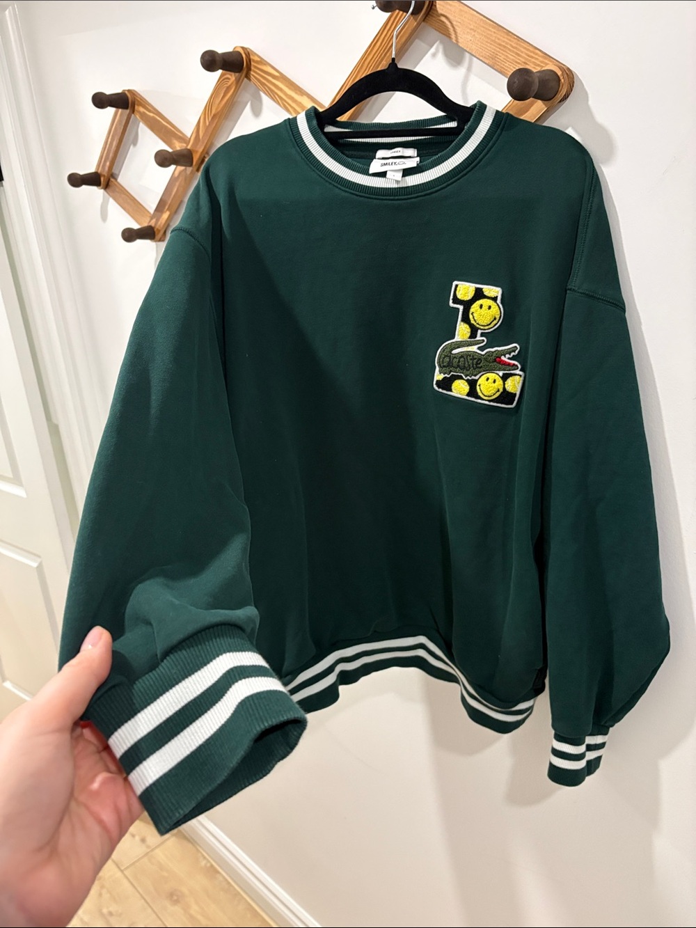 ‼️RARE‼️ Unisex Lacoste & Smiley Collab Sweatshirt - Picture 5 of 7